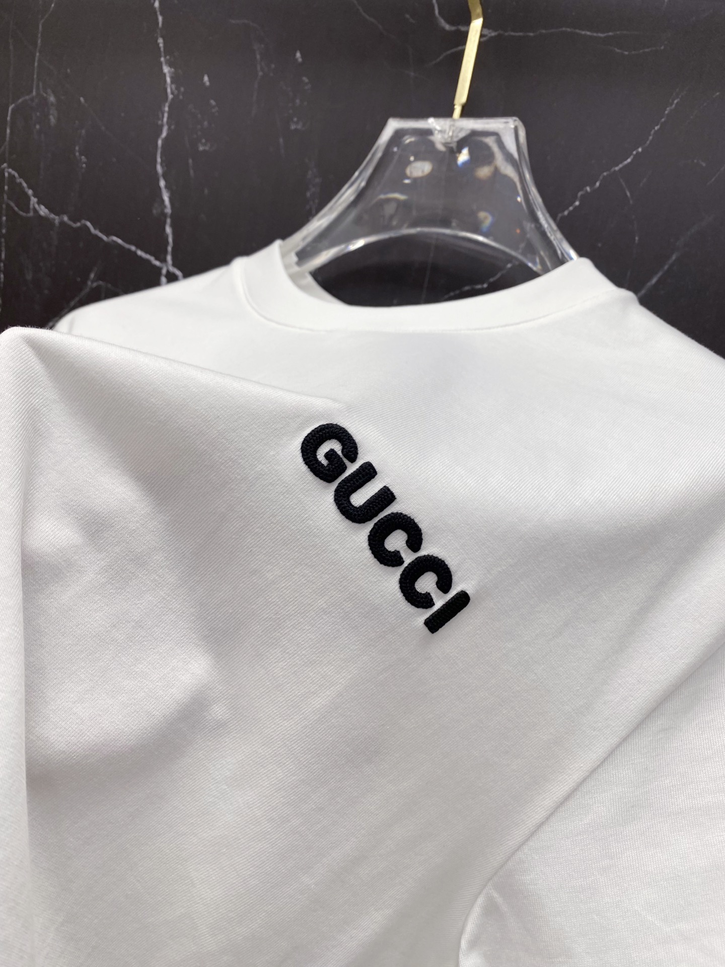 Gucci Clothing-202