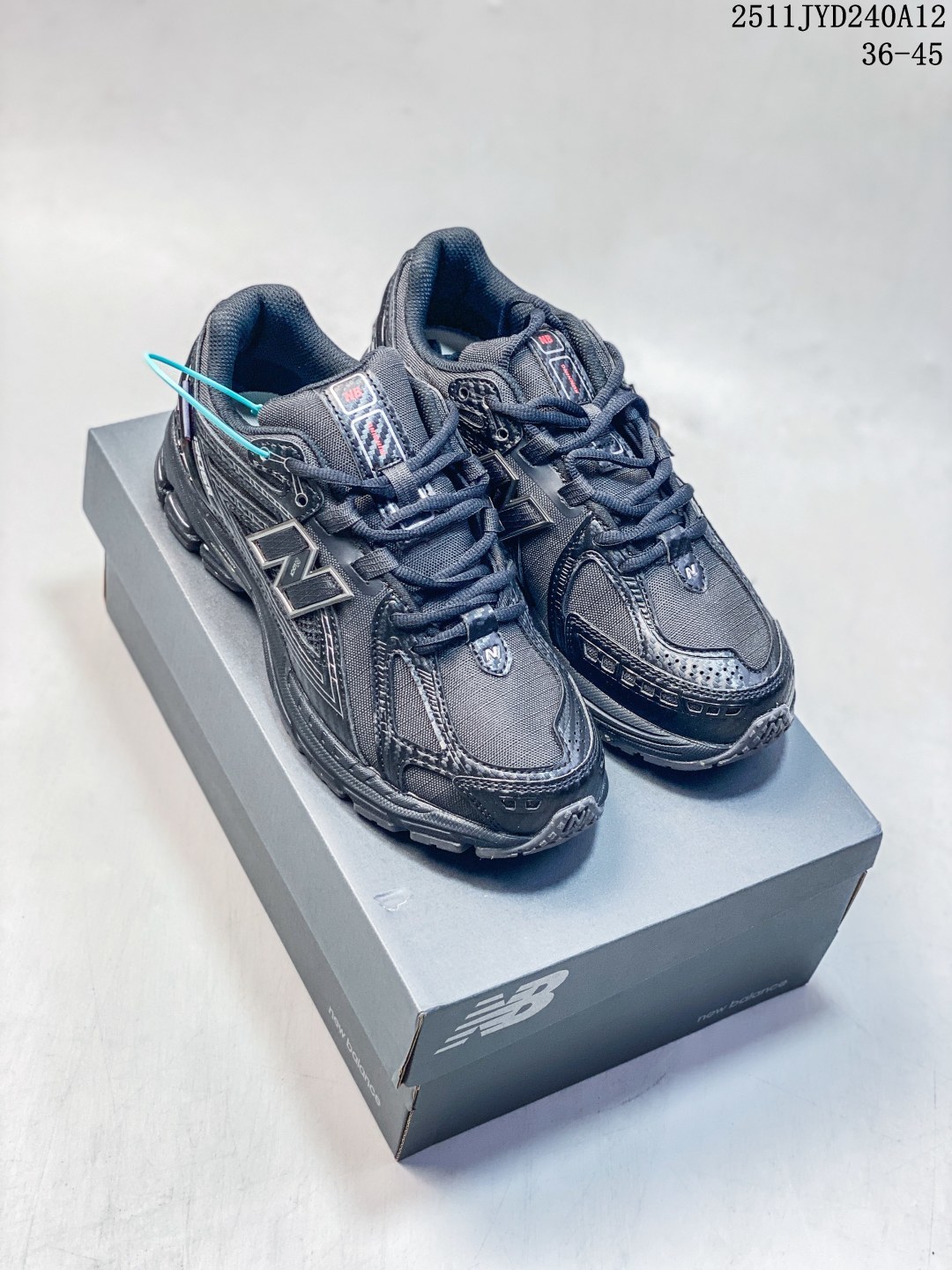 New Balance Sneakers-41