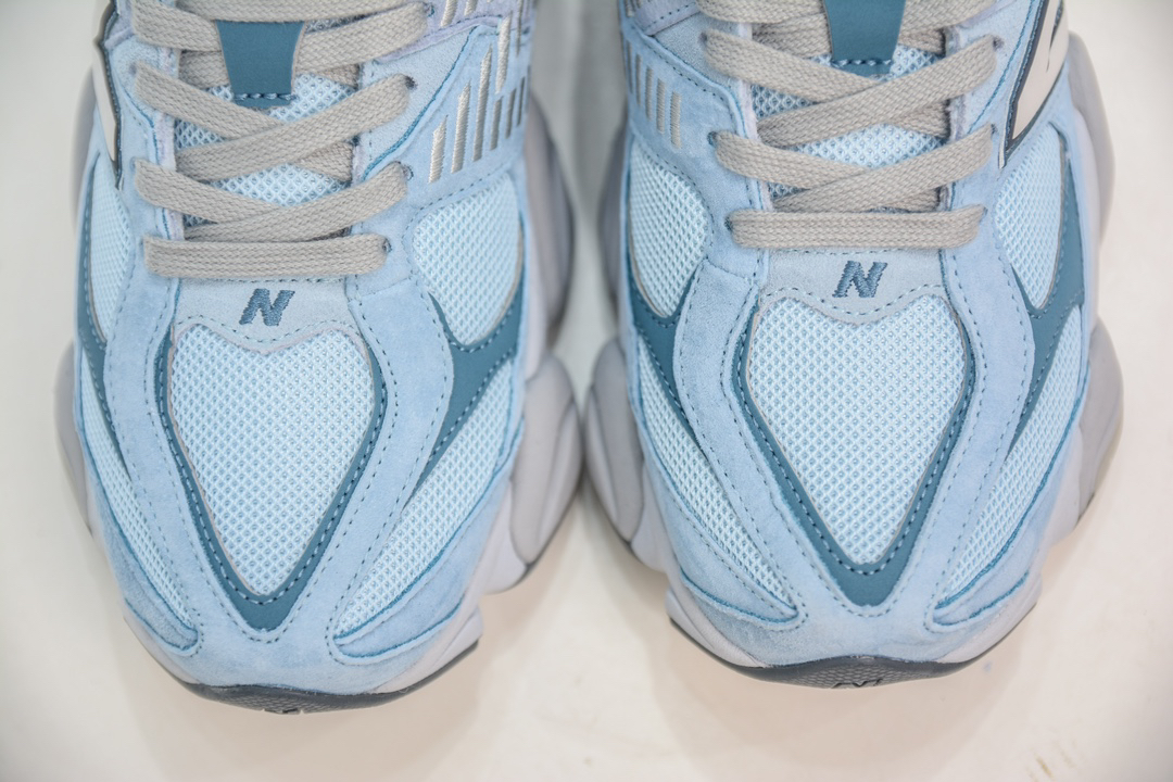 New Balance Sneakers-23