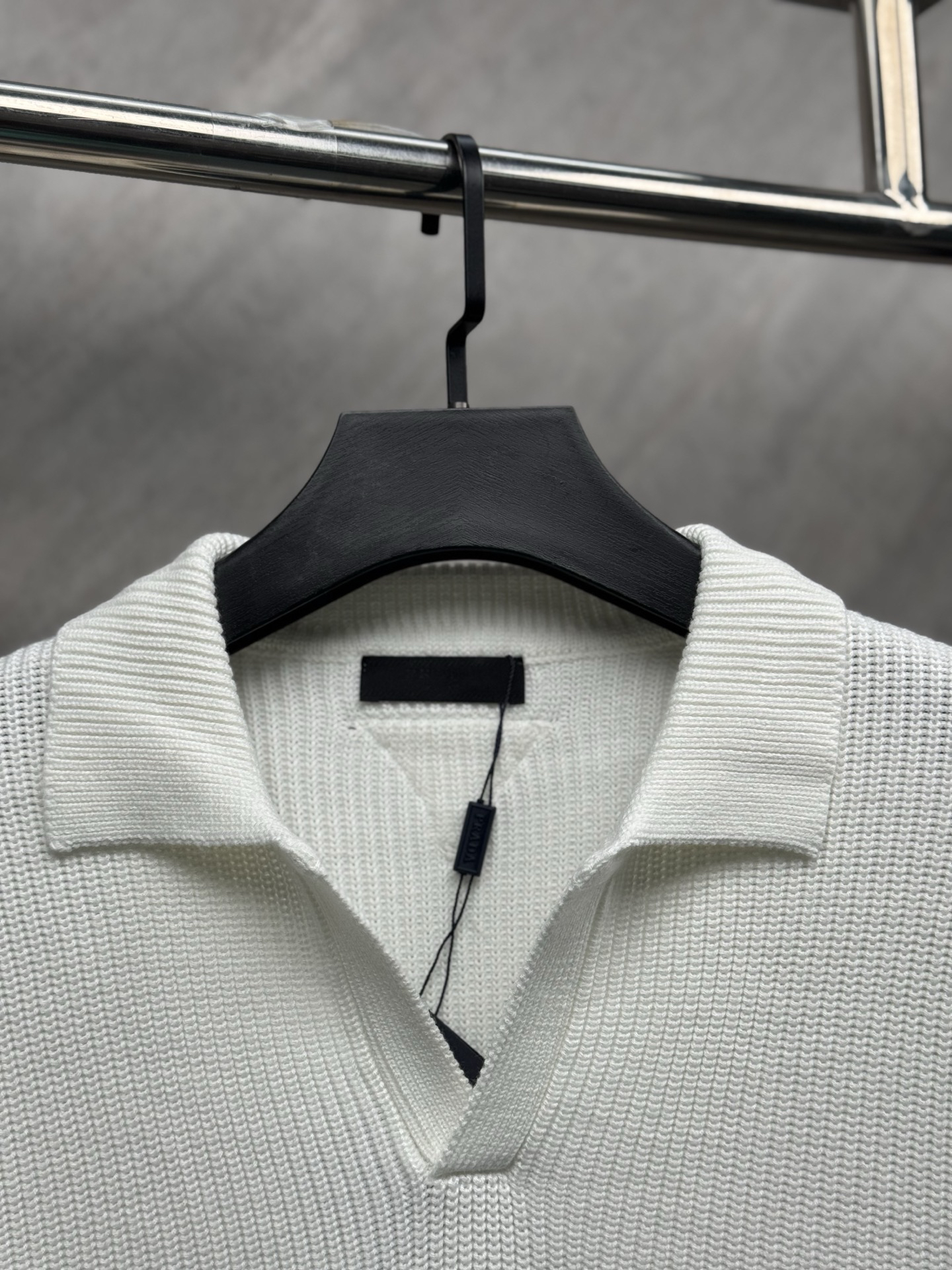 Prada Clothing-284