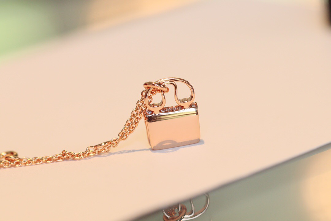 Hermes necklace-25