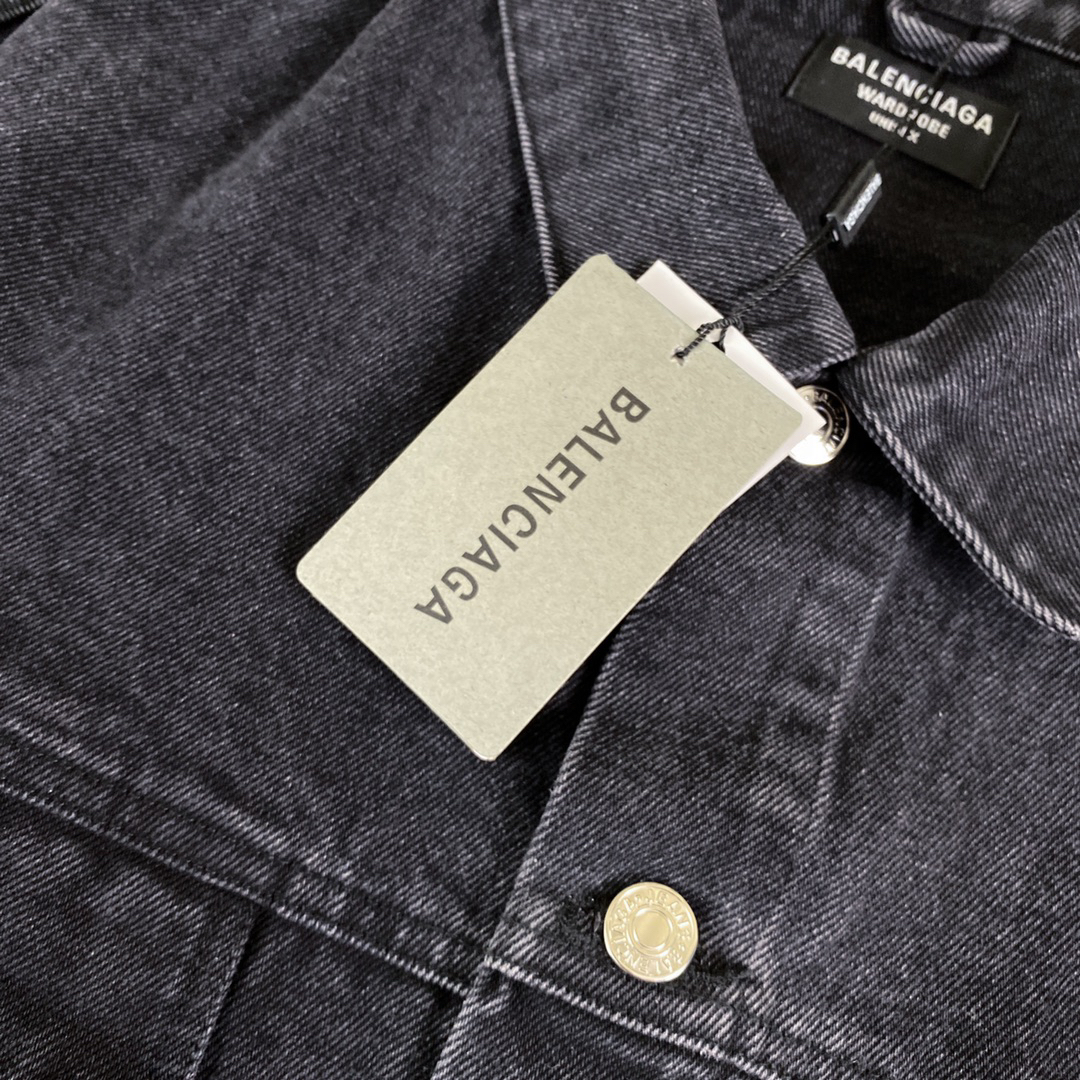 Balenciaga Clothing-142