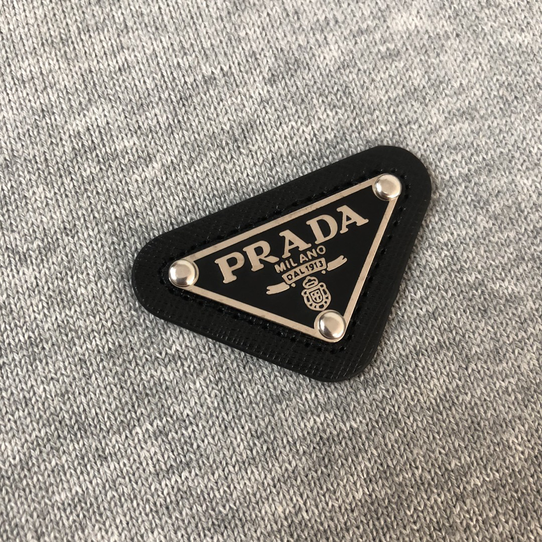 Prada clothing-185