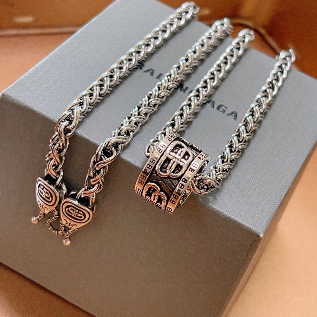 Balenciaga necklace-28