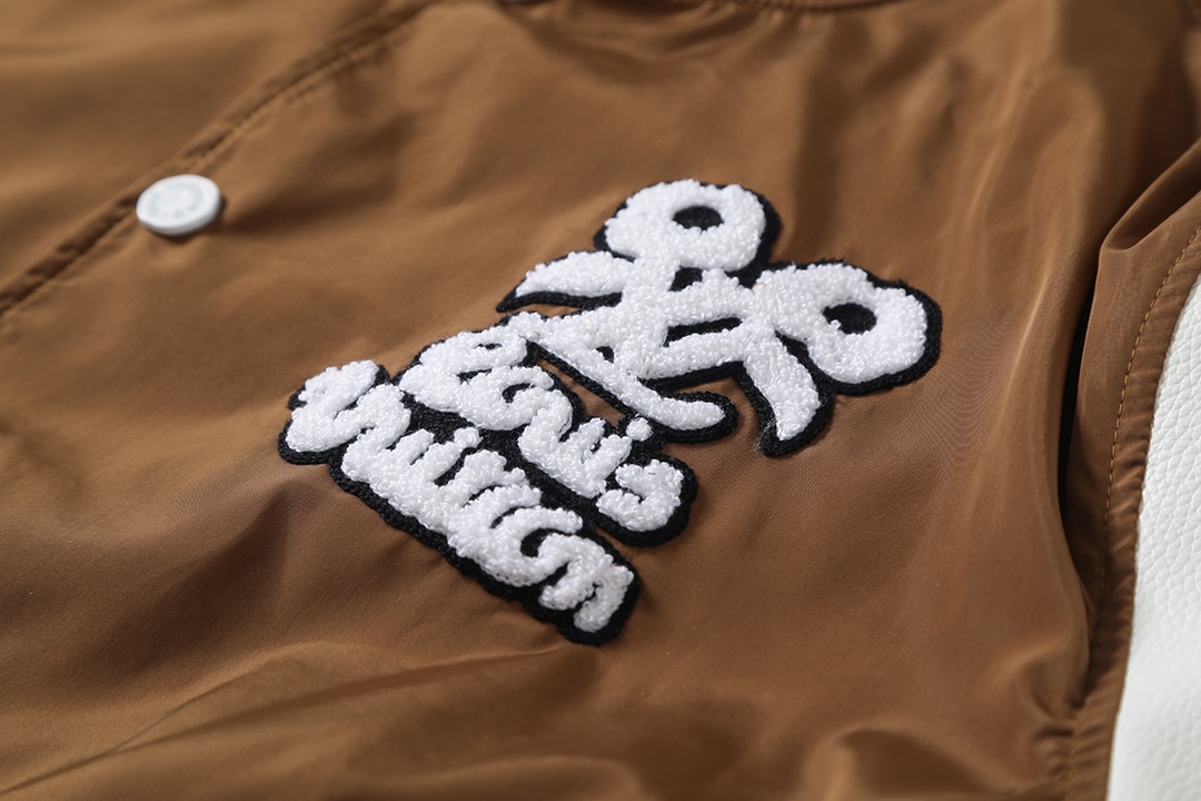 LV Clothing-264