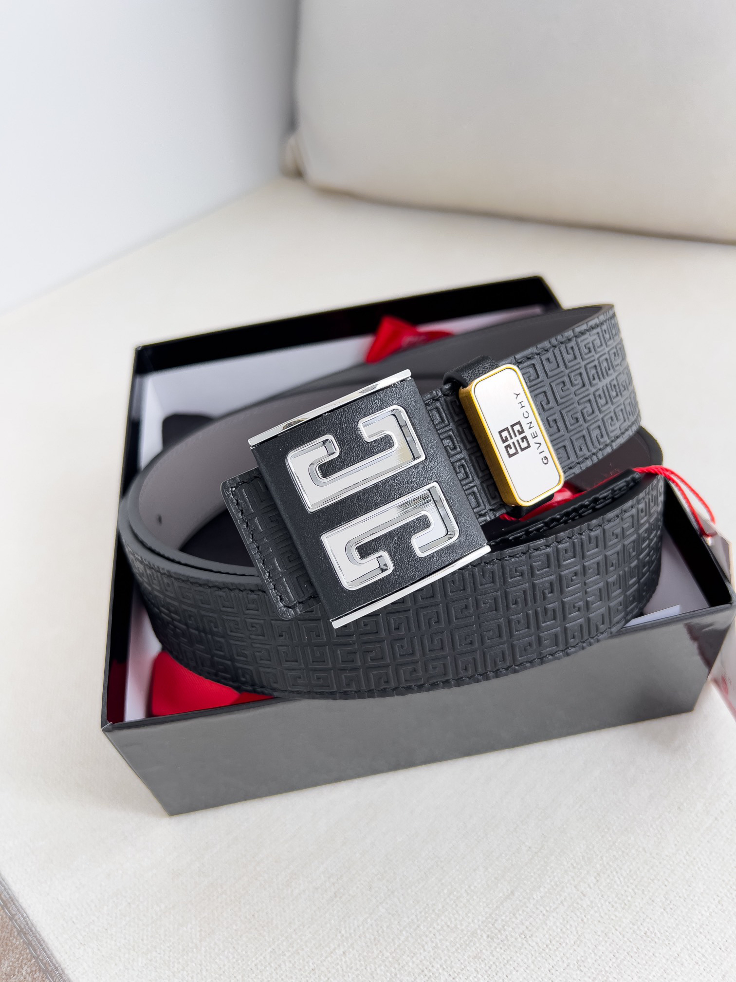 Givenchy belt-105