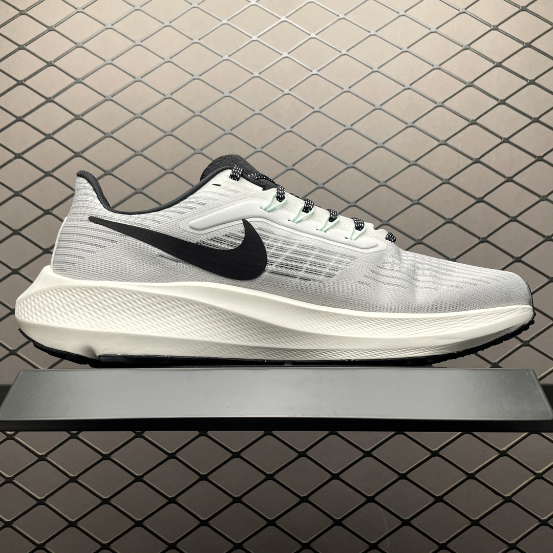 Nike Sneakers-117