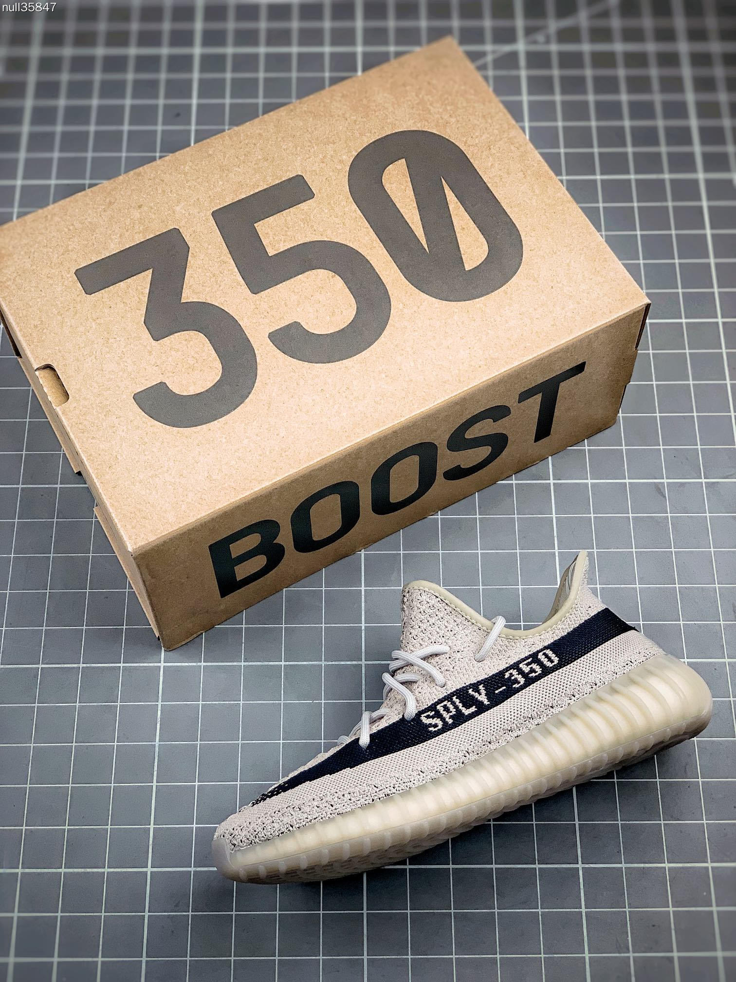 Adidas Sneakers-205