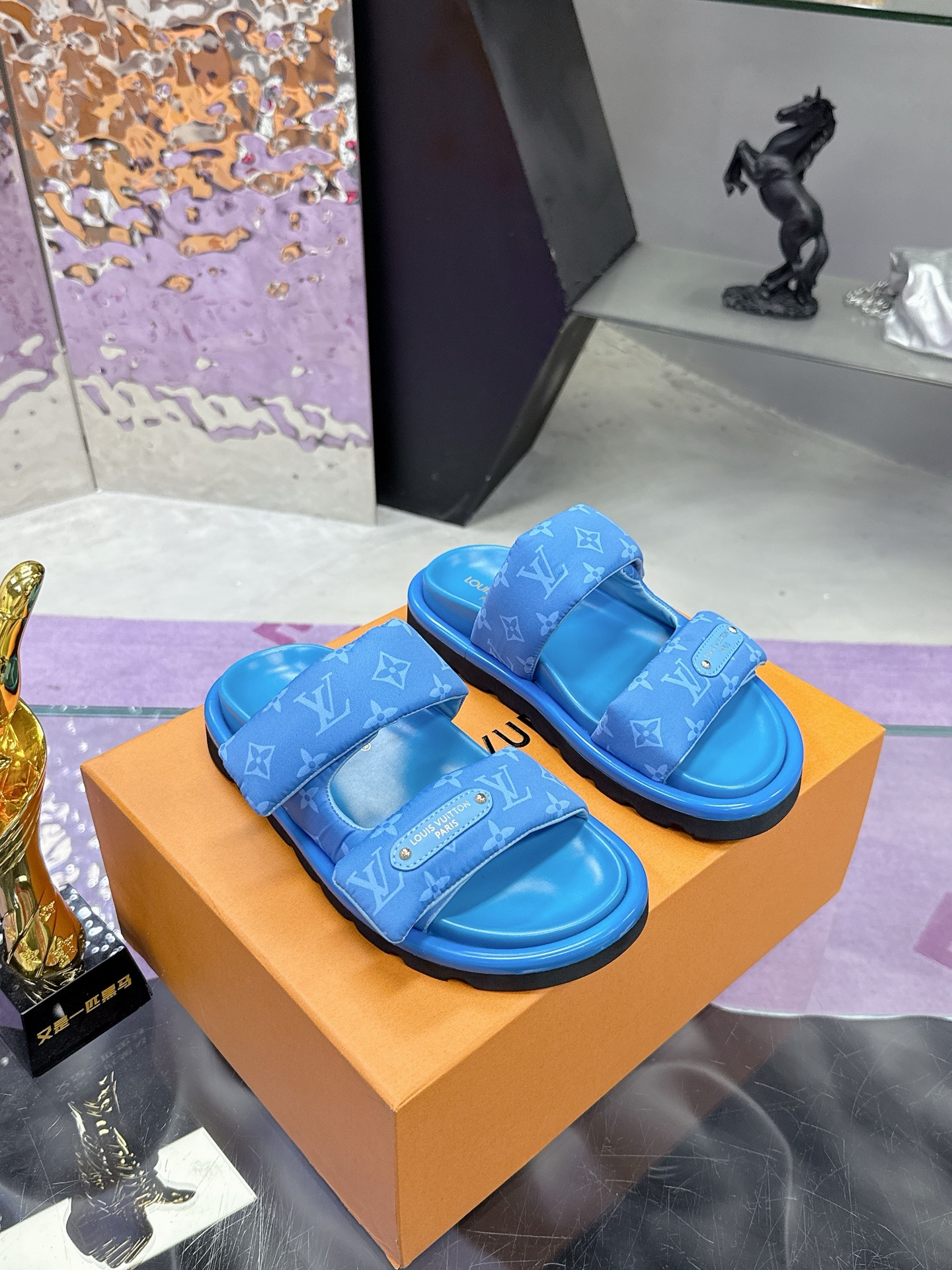 LV Summer footwear