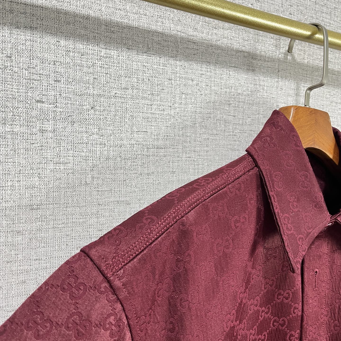 Gucci Clothing-112