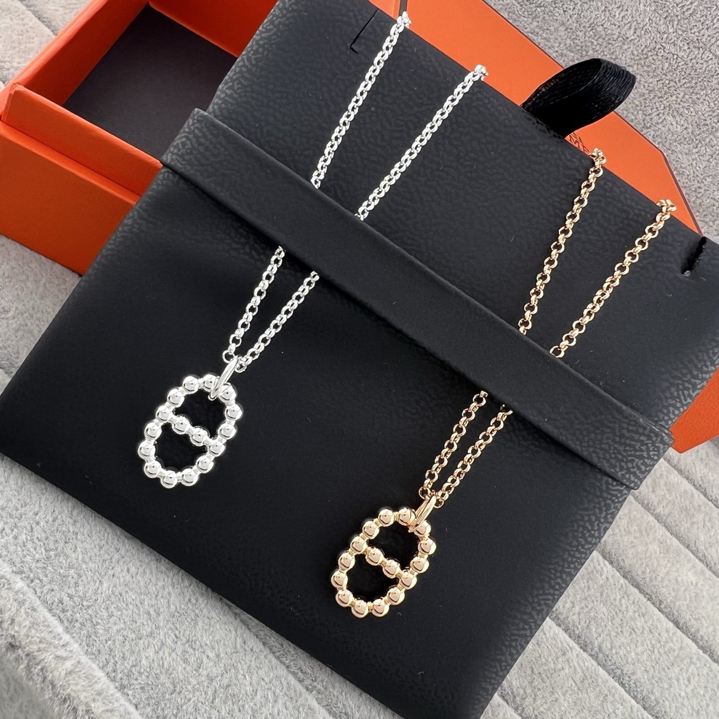 Van Cleef & Arpels necklace-20