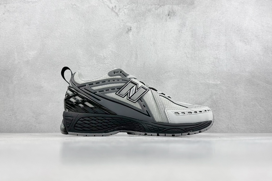 New Balance Sneakers-95