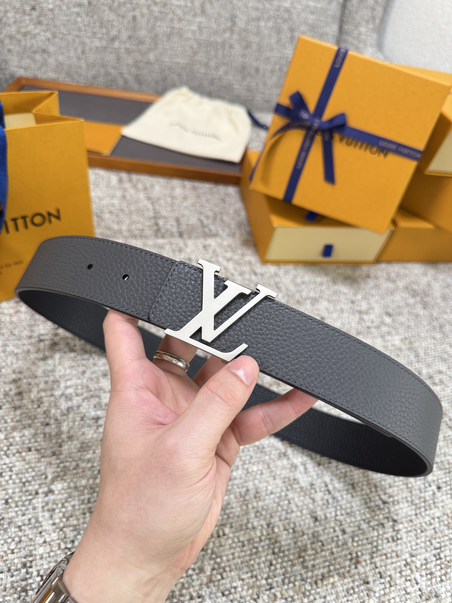 Lv belt-97