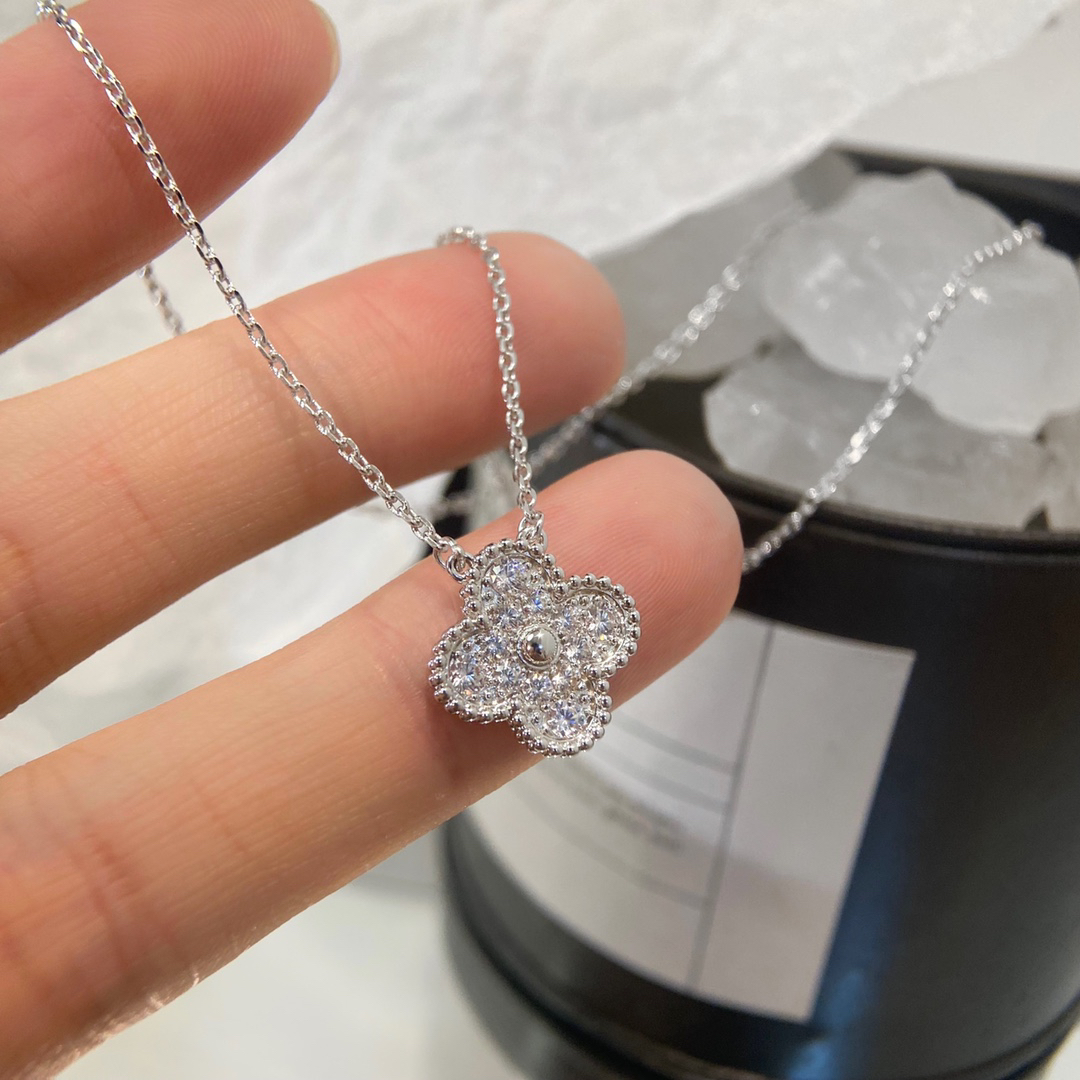 Van Cleef & Arpels necklace-37