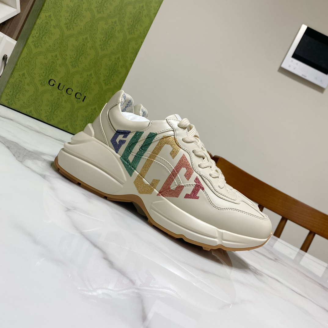 Gucci Sneakers-196