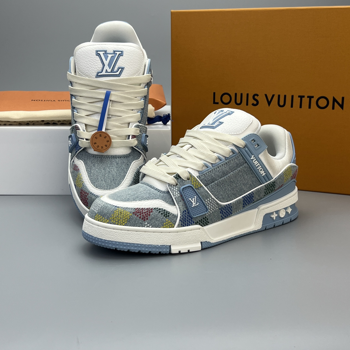 Lv Sneakers-147