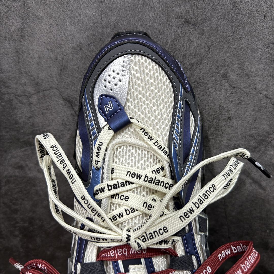 New Balance Sneakers-235