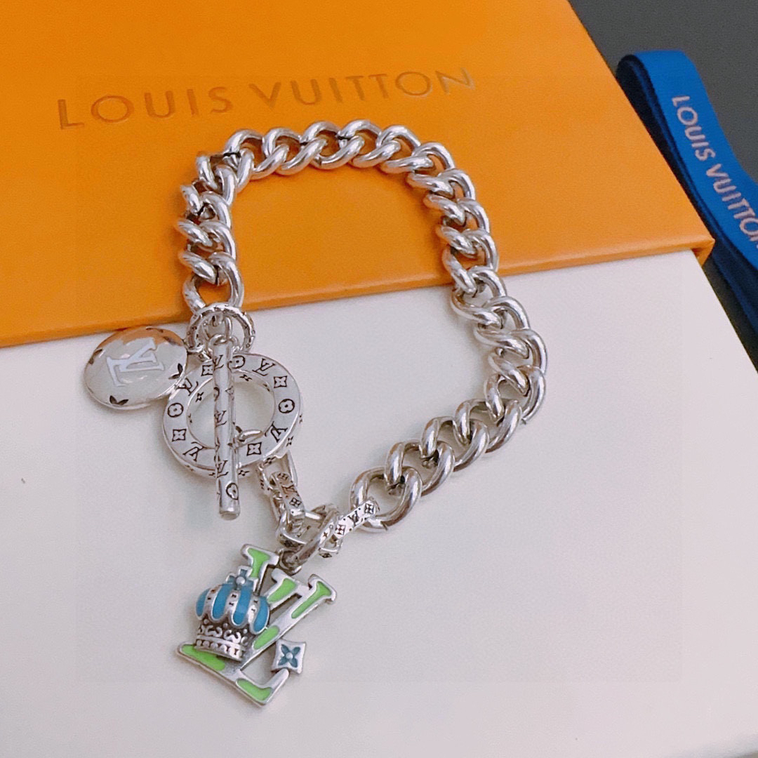 LV Bracelet-25