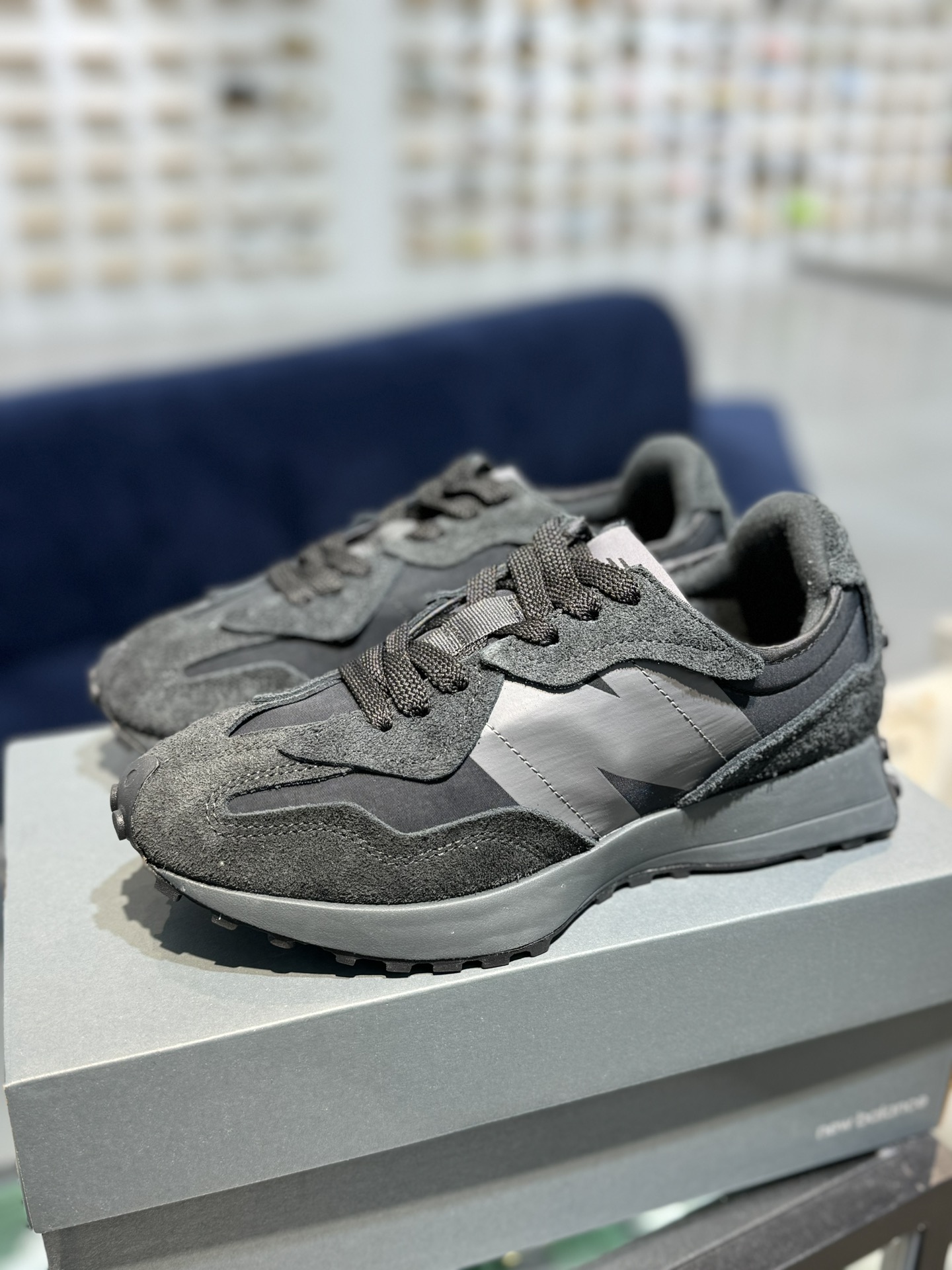 New Balance Sneakers-213