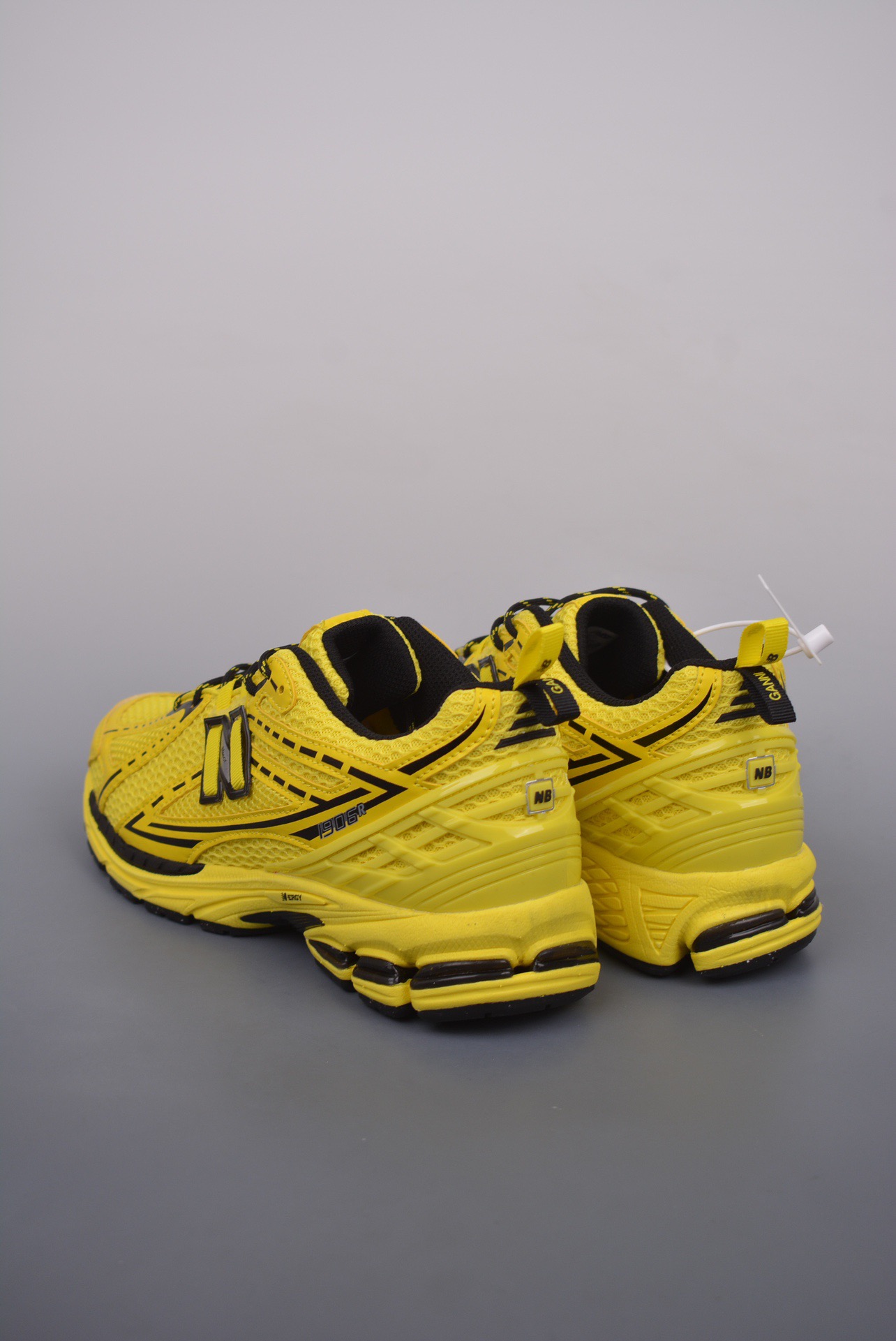 New Balance Sneakers-27