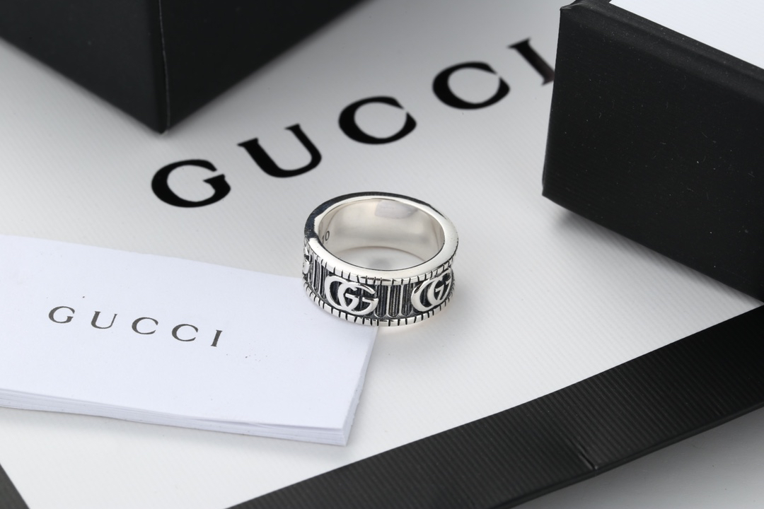 Gucci ring-70