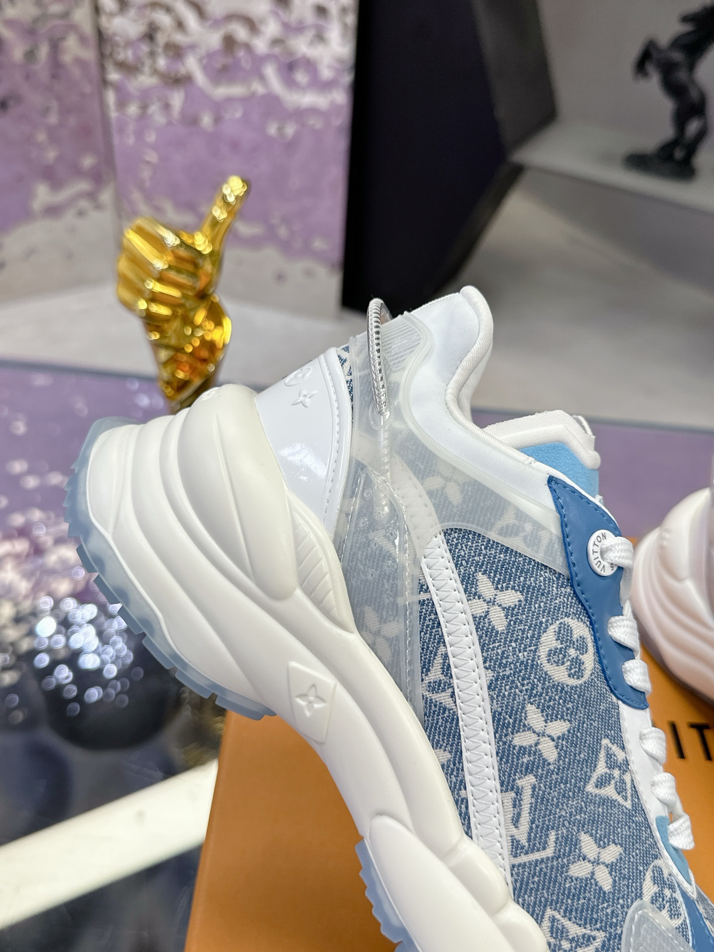 Lv Sneakers-199