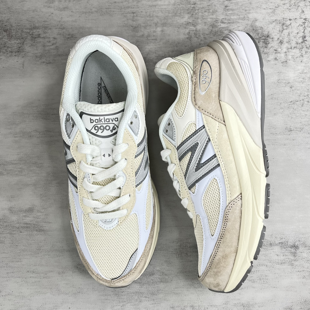New Balance Sneakers-258