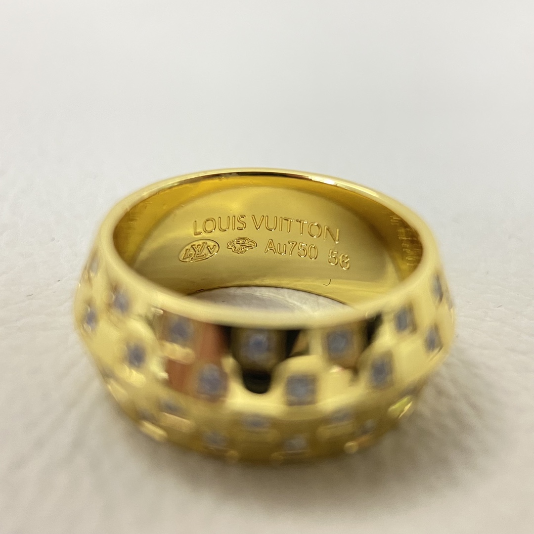 LV ring-65