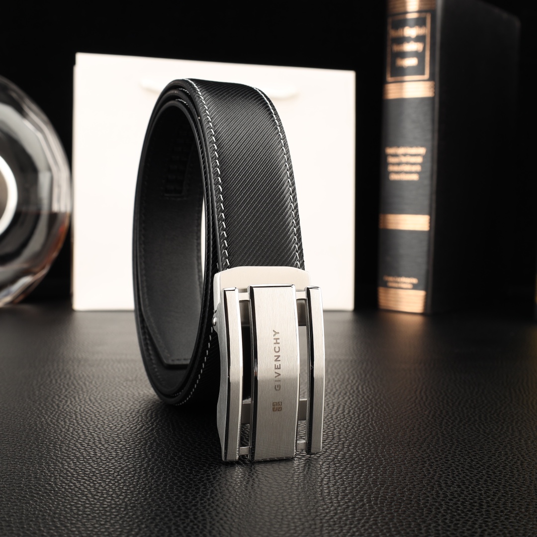 Givenchy belt-40