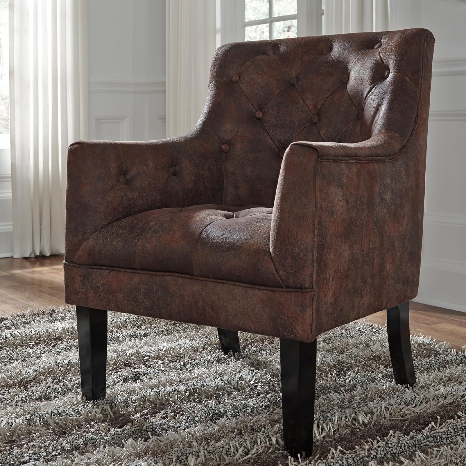 Signature Design by Ashley Drakelle Traditional Accent Chair with Diamond Button Tufting, Attached Cushions, Fabric Upholstery, 20.5