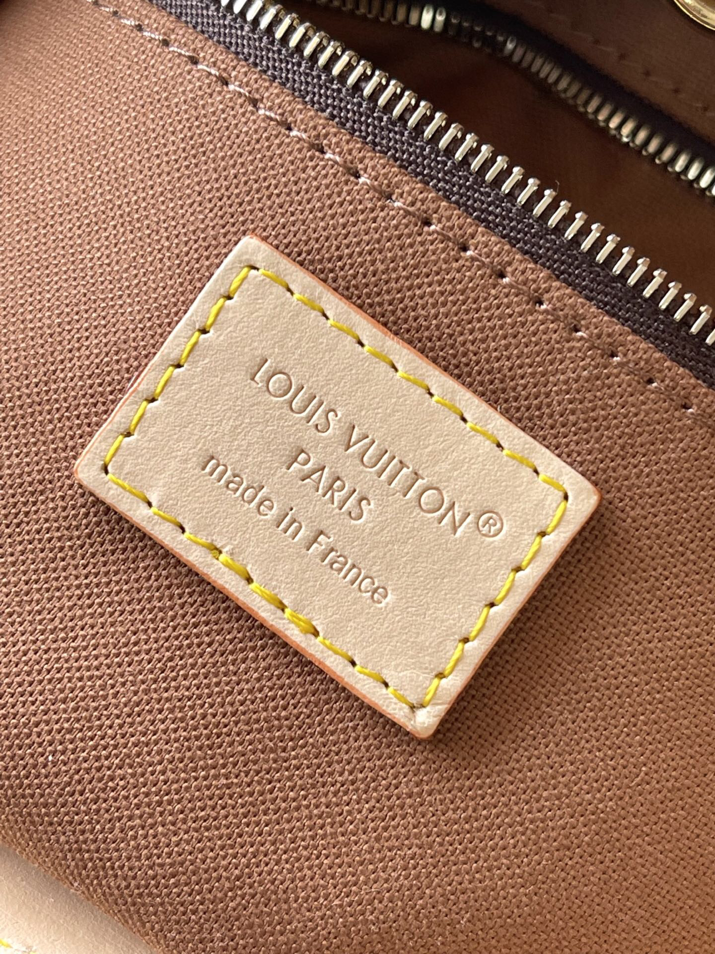 Louis Vuitton Hot New Product-101