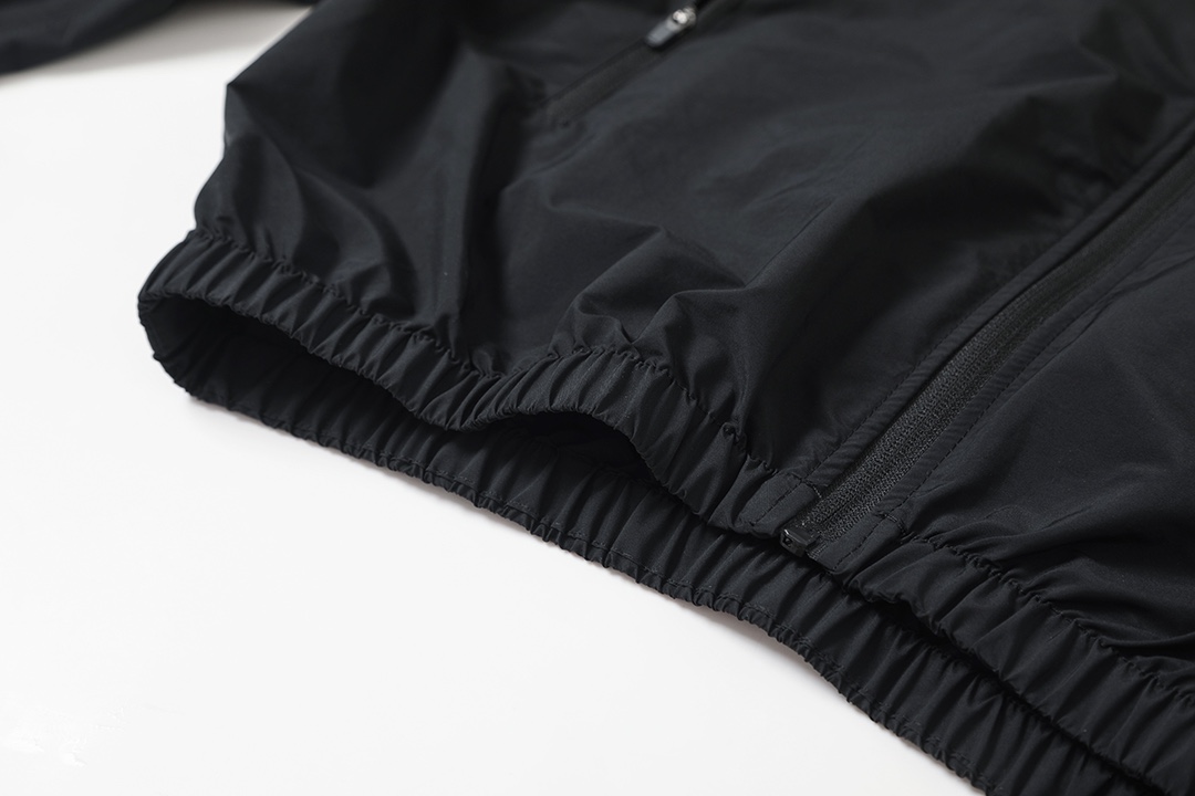 Balenciaga Clothing-327