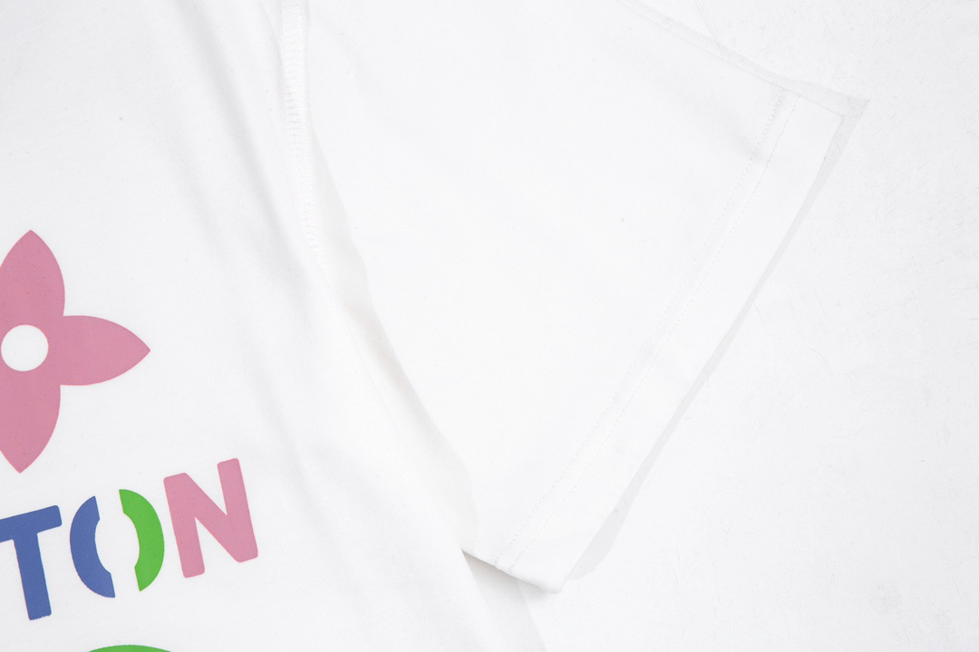 LV clothing-65