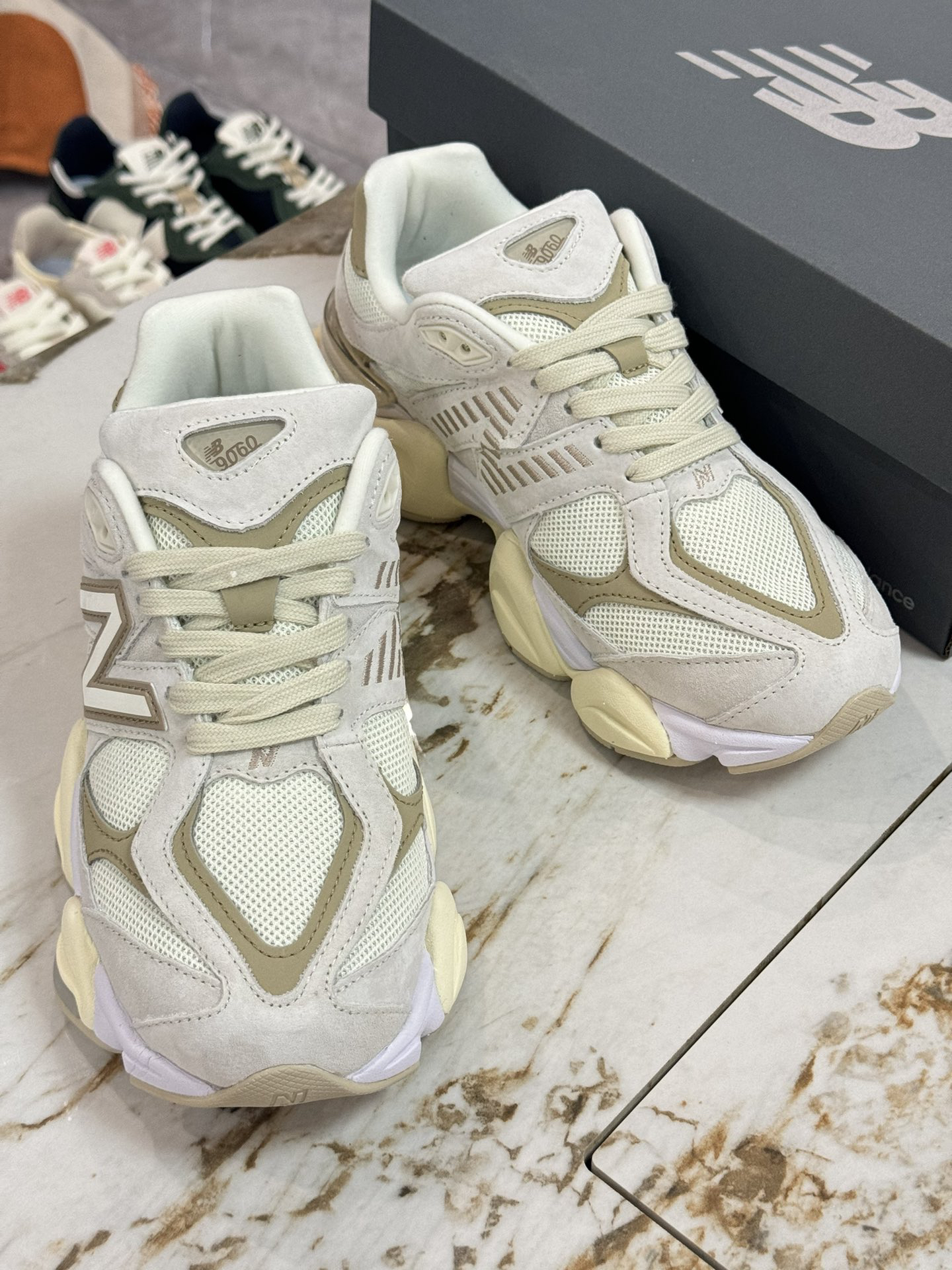 New Balance Sneakers-145