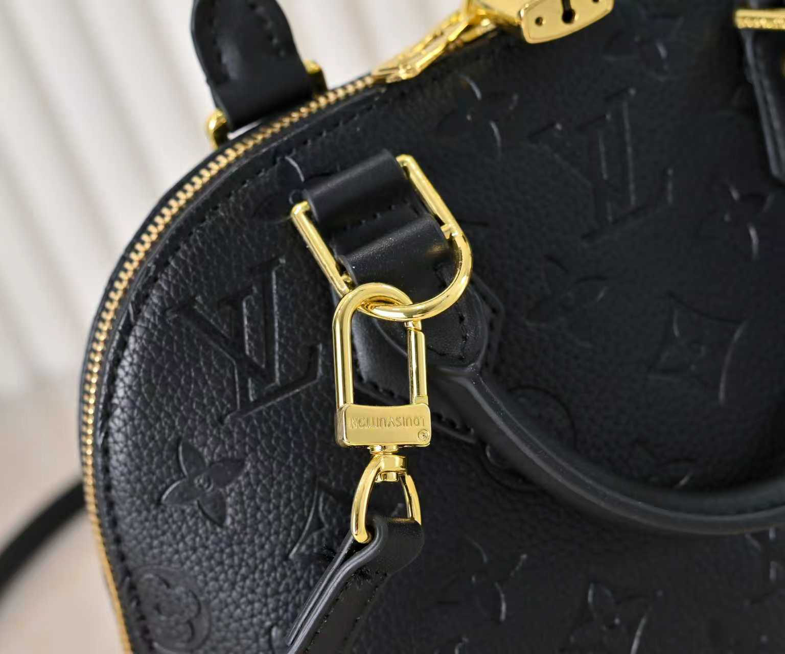 Louis Vuitton Hot New Product-151