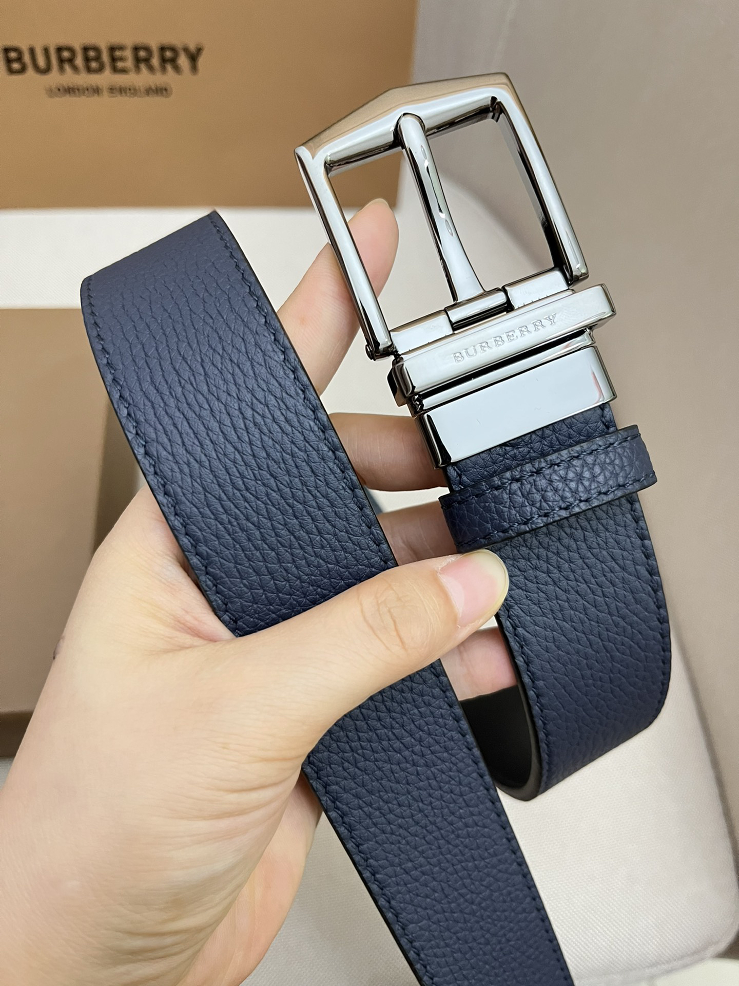 Burberry belt-107
