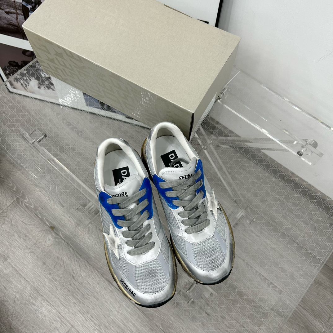 Golden Goose Sneakers-82
