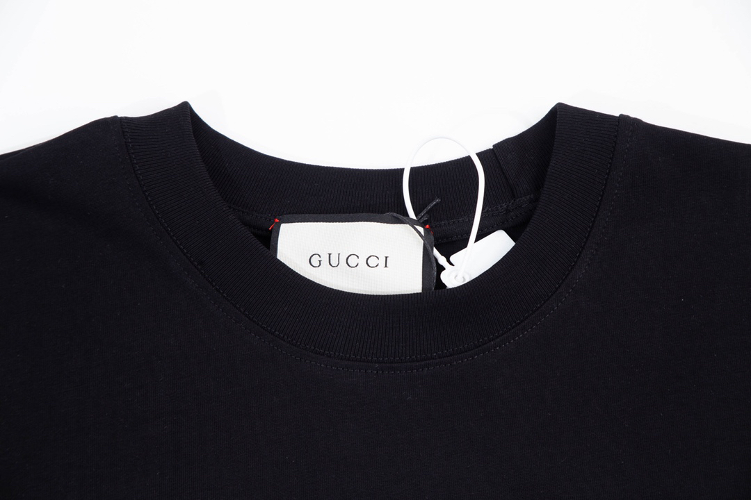 Gucci clothing-63