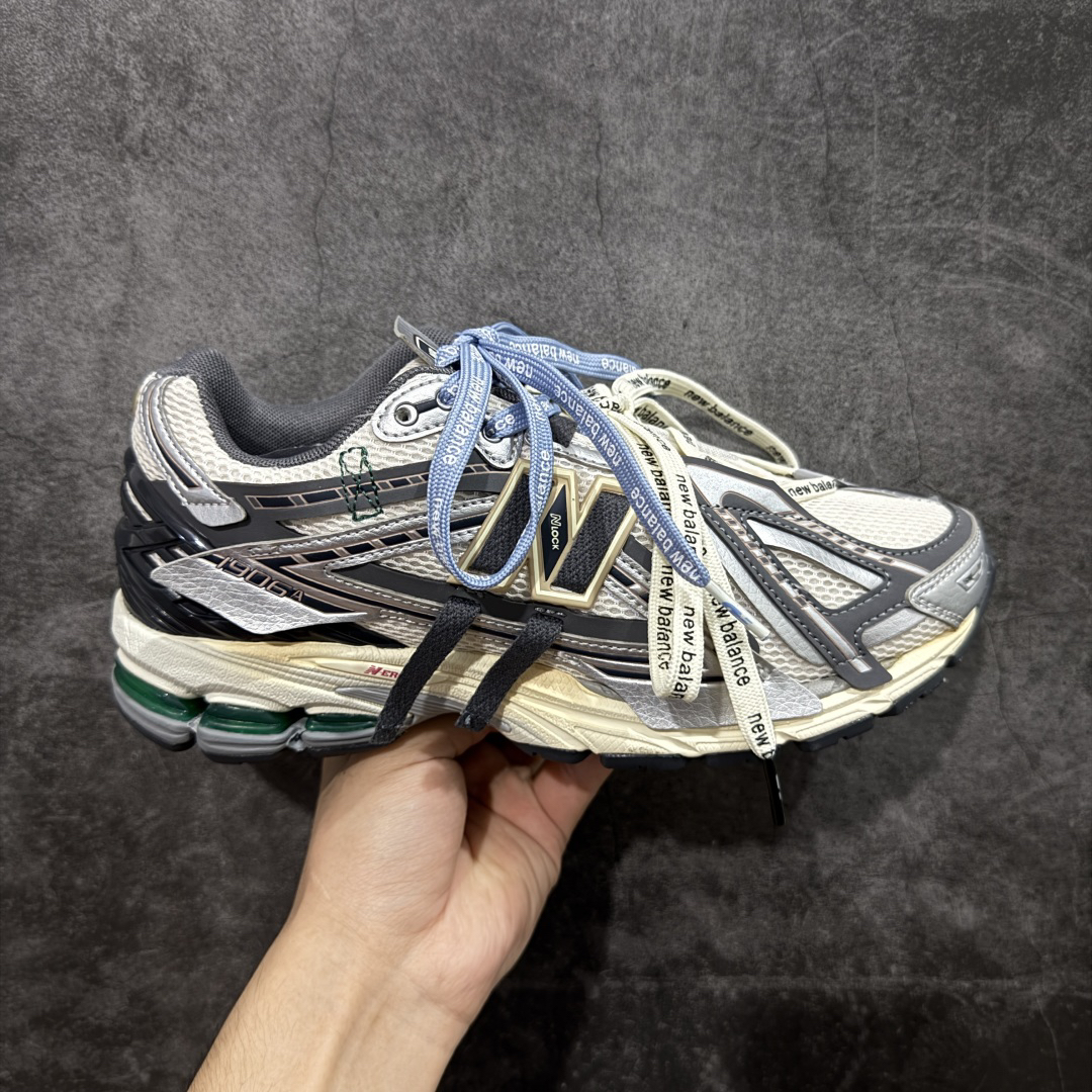 New Balance Sneakers-264