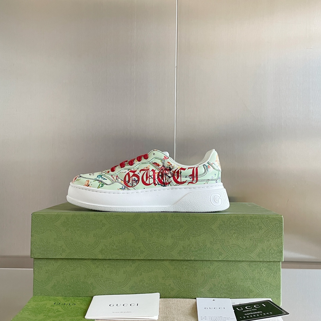Gucci Sneakers-168
