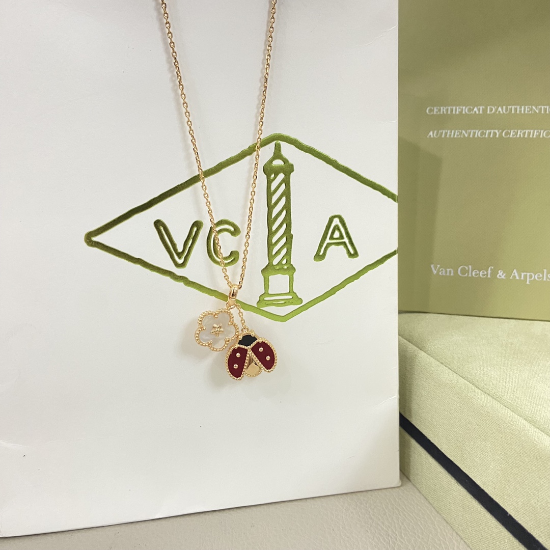 Van Cleef & Arpels necklace-17