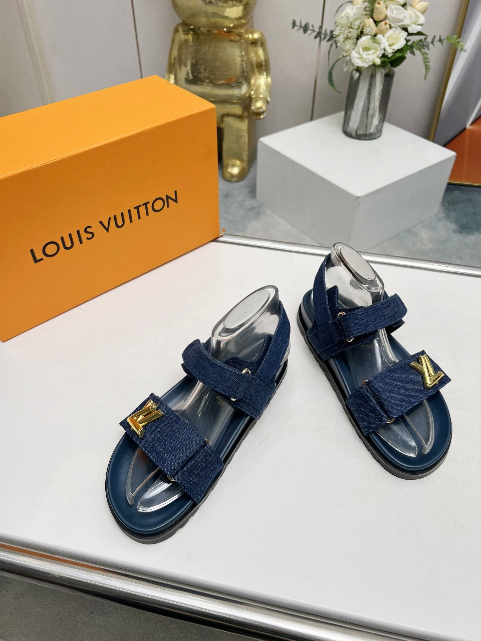 LV Summer footwear