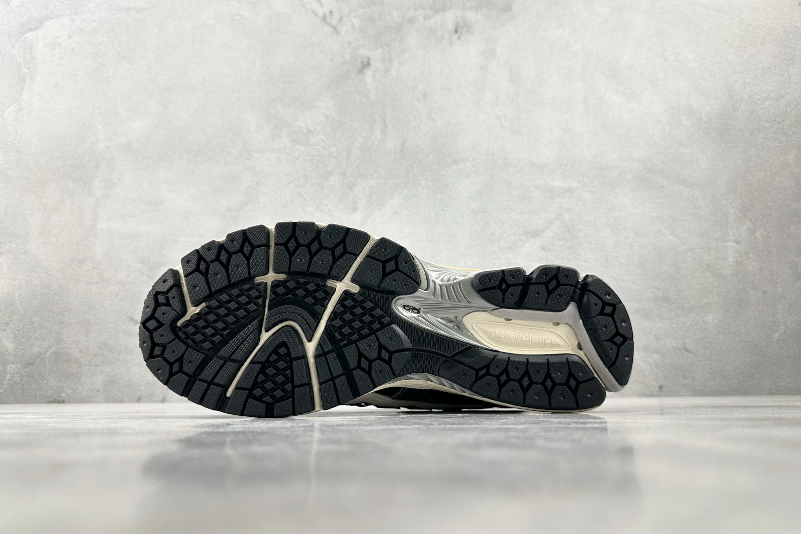 New Balance Sneakers-174