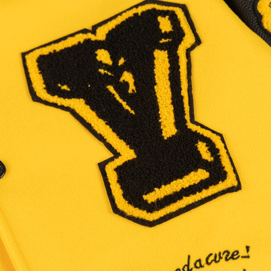 LV Clothing-318