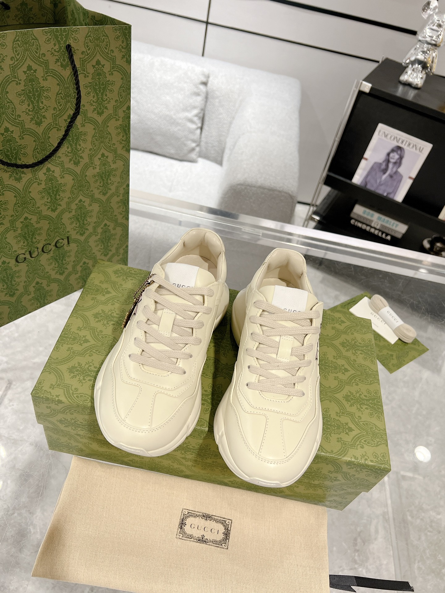 Gucci Sneakers-28