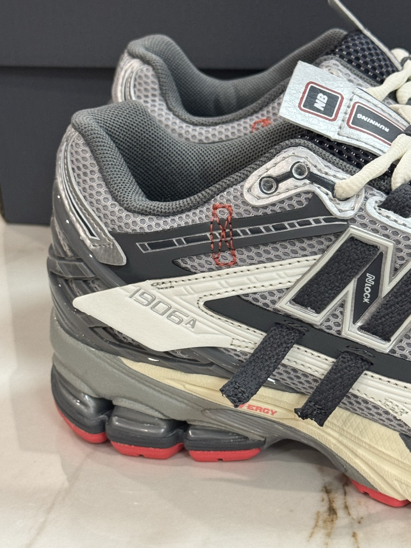 New Balance Sneakers-139
