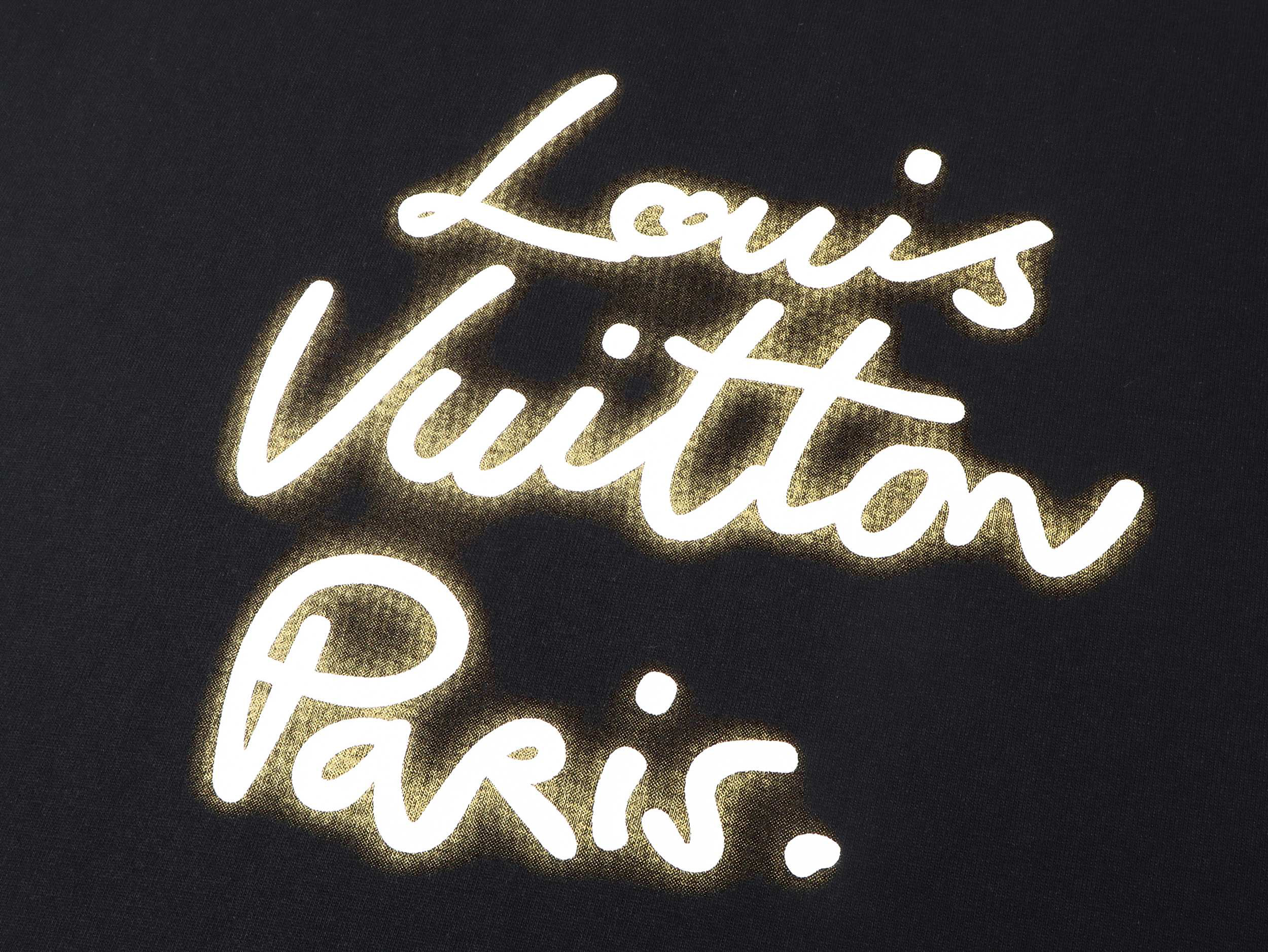 LV clothing-100