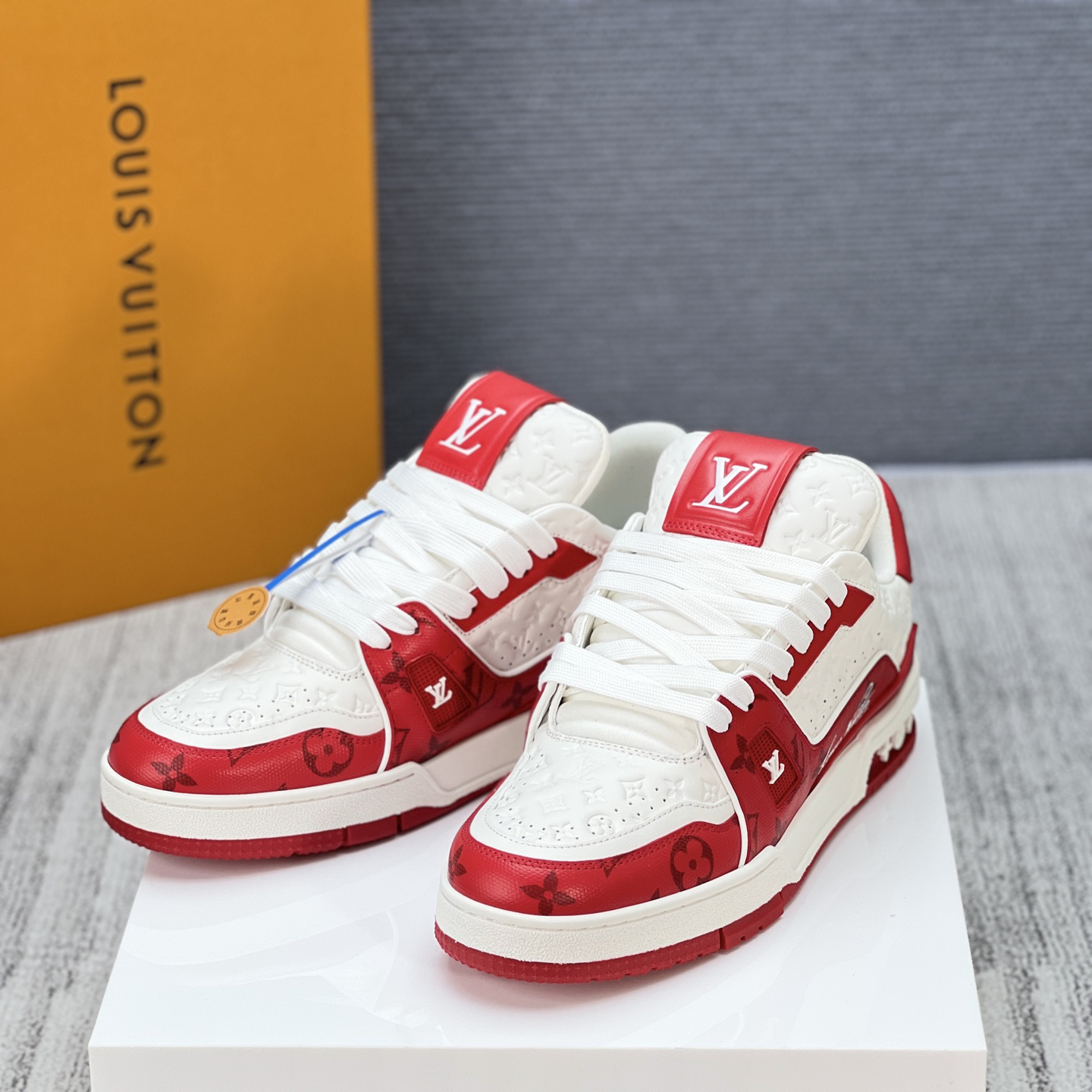 Lv Sneakers-123