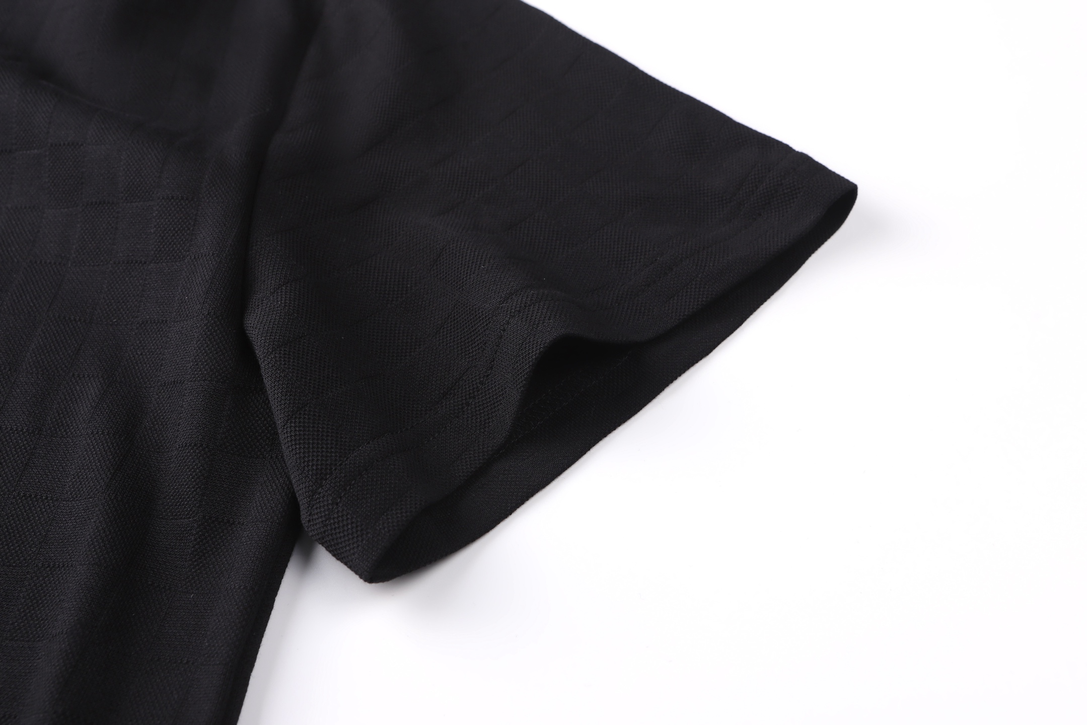 LV clothing-220