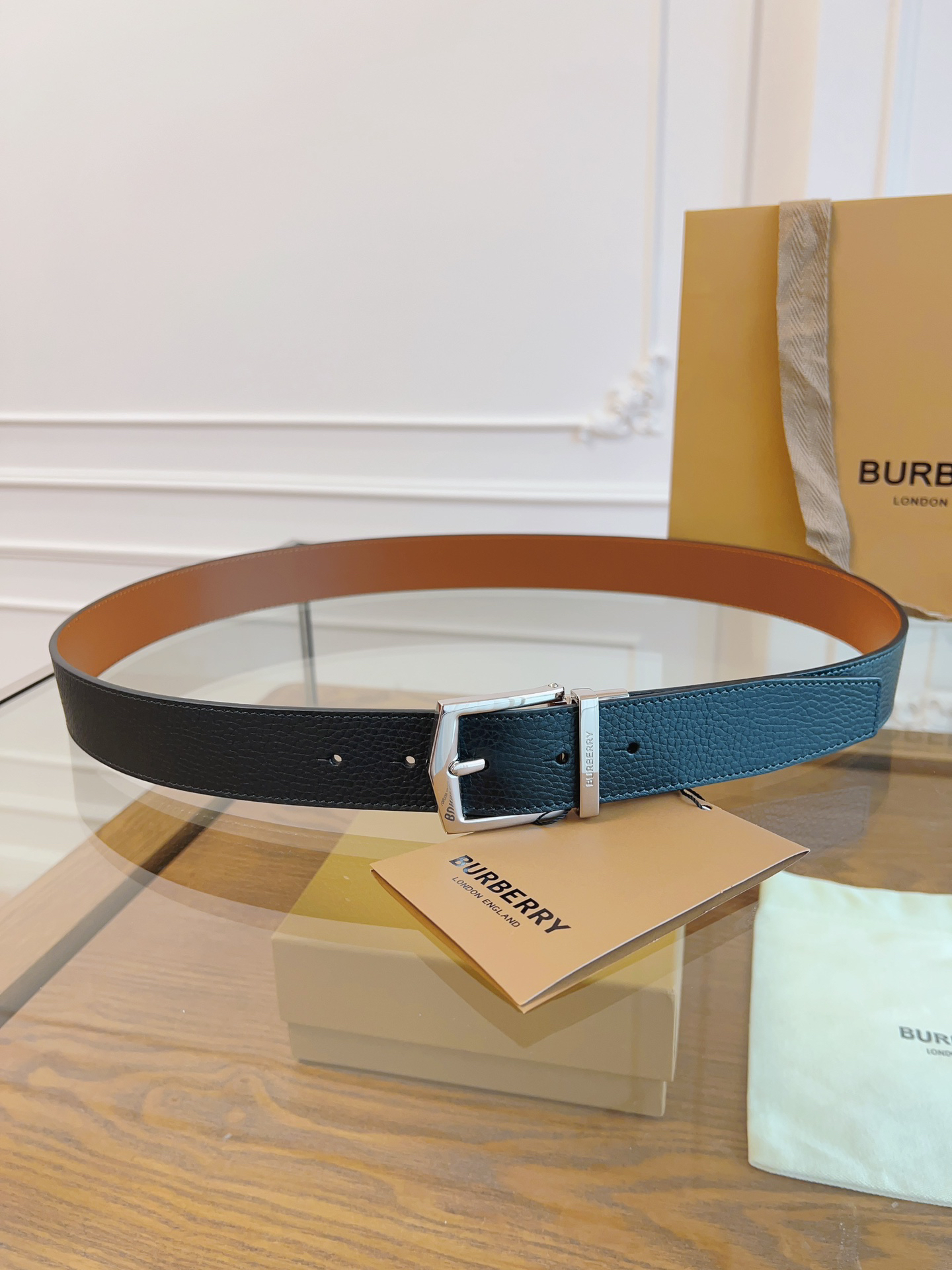 Burberry belt-90